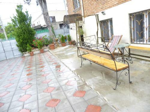 Kutaisi Hotel California