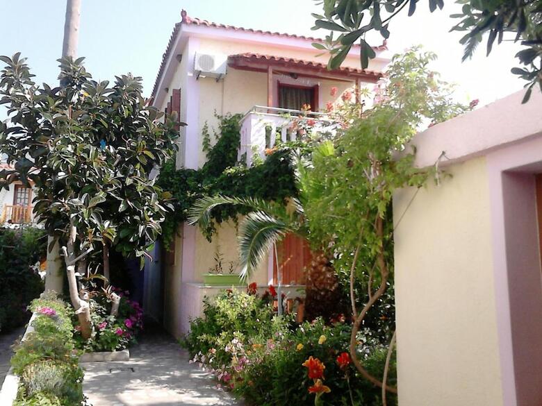 Apartamentos Smaragda Hotel