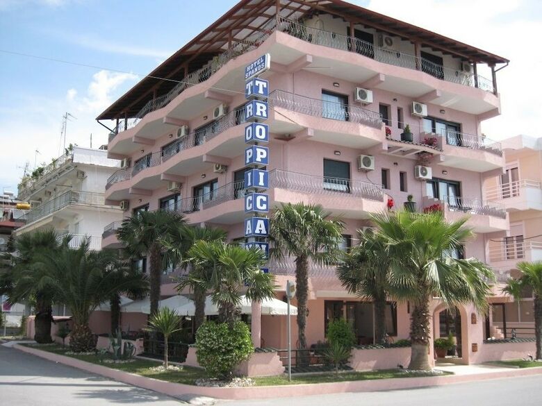 Hotel Tropicana