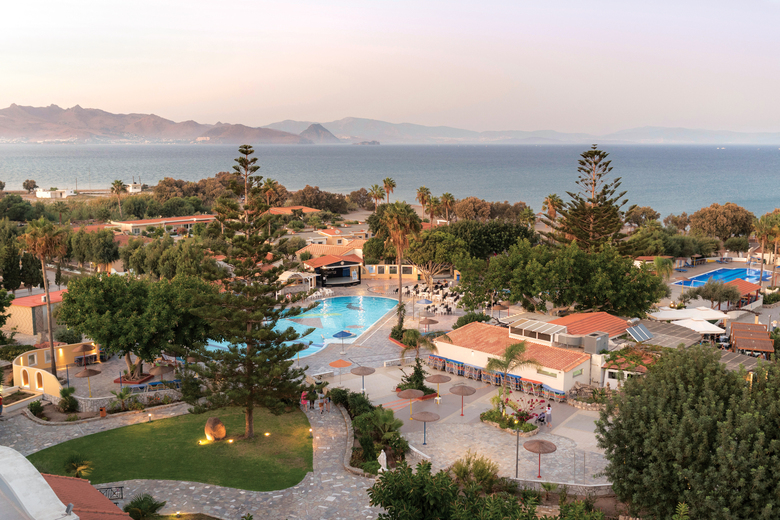 Grand Blue Beach Hotel