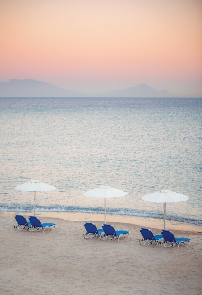 Grand Blue Beach Hotel
