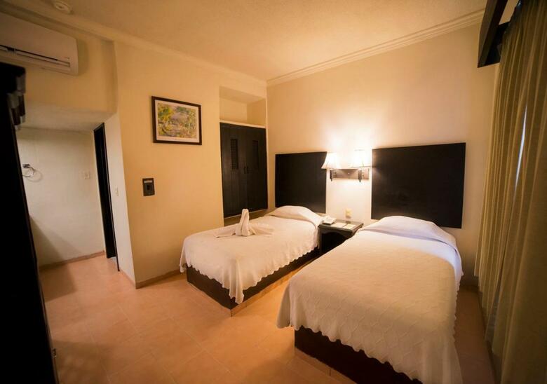 Hotel Marlon (.)