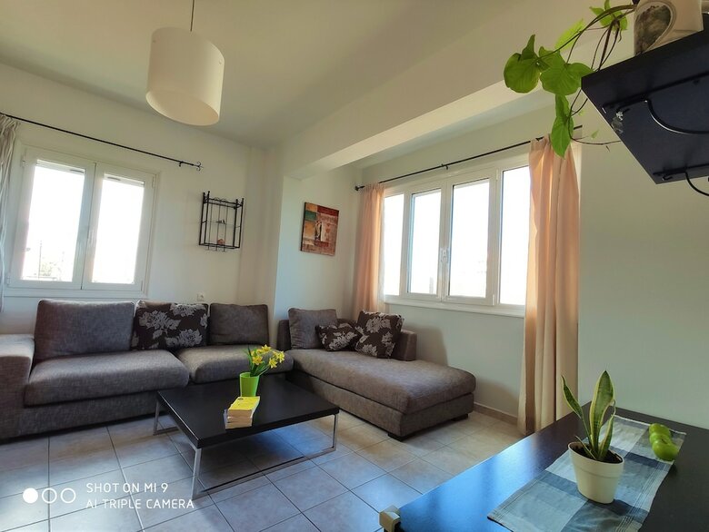 Kostas Apartments