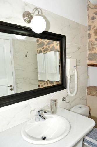 Hostal Guesthouse Alexandra