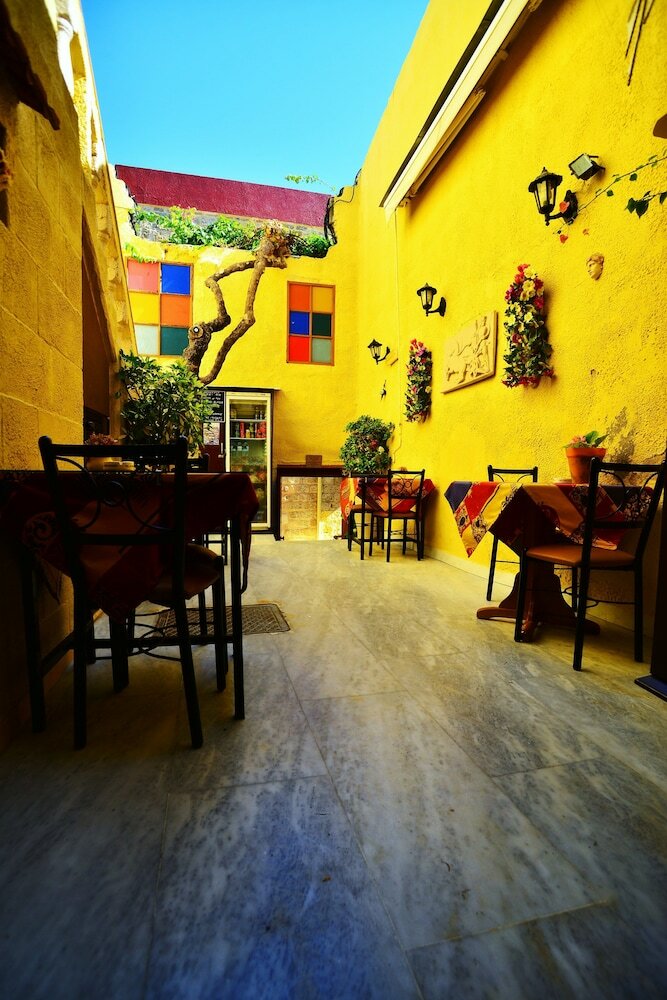 Hostal Olympos Pension
