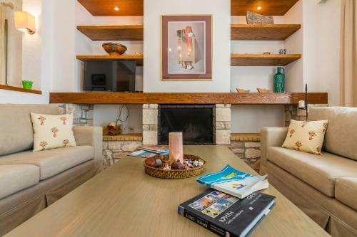 Elaia Villas