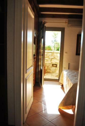 Elaia Villas
