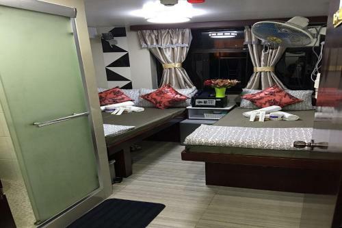 Hostal Hotel Skycity
