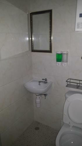 Hostal Hotel Skycity