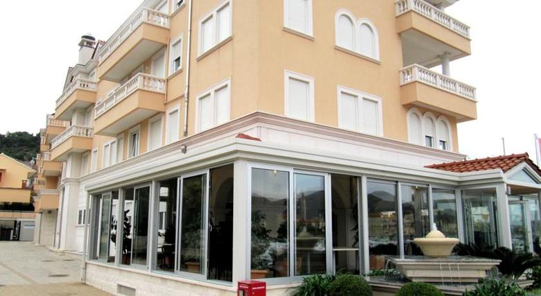 Hotel Trogir Palace