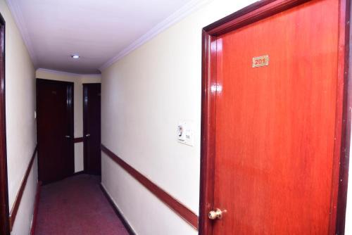 Lodge S S Residency Sr Nagar Banglore