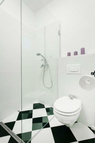 Parliment Luxury Apartment
