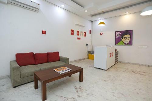 Hotel Oyo Flagship 136 Sector 45 Noida
