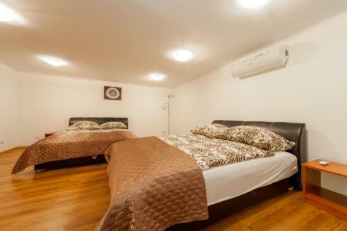 Central Studio And Apartments Pilvax K�z