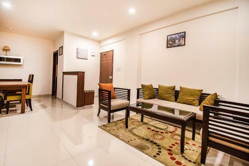 Fabhotel Oakwoods Gr