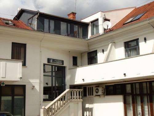 Hotel Talizm�n
