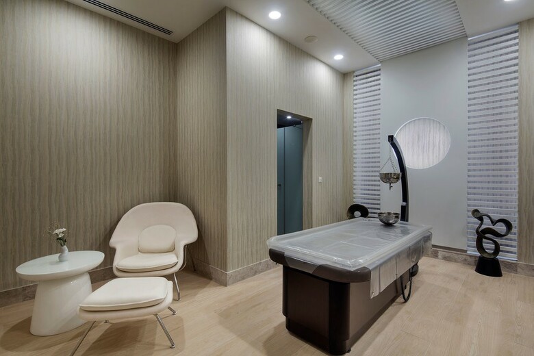 The Sense Deluxe Hotel