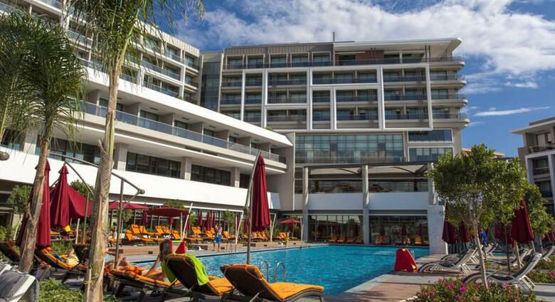 The Sense Deluxe Hotel