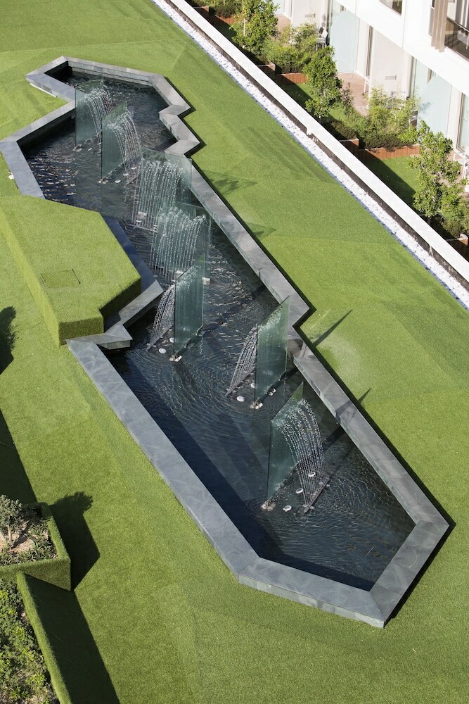 The Sense Deluxe Hotel