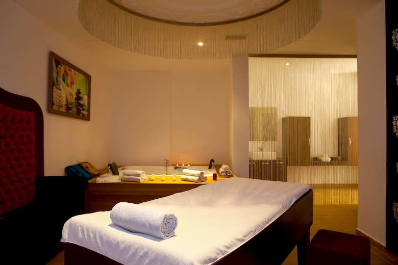 Hotel Emir Beach