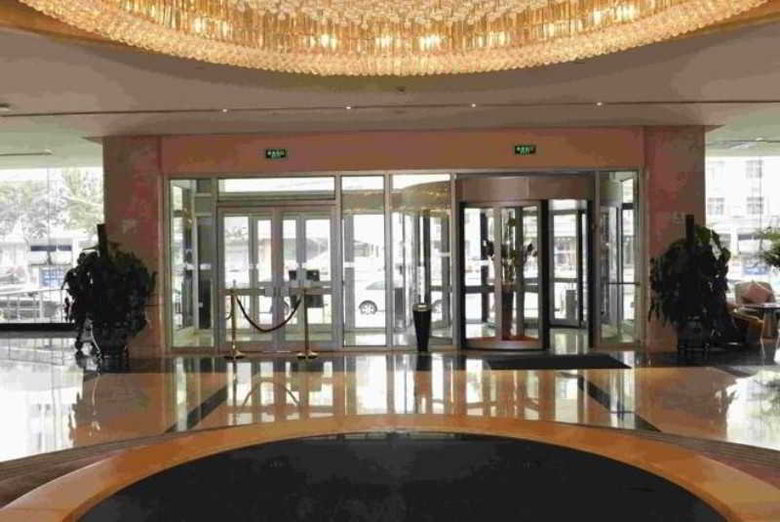 Crown Plaza Hotel Tianjin