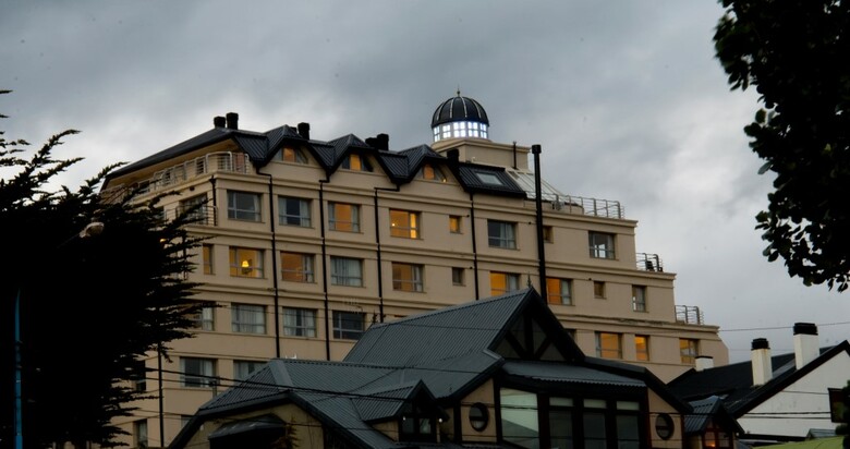 Hotel Cilene Del Faro Suites & Spa