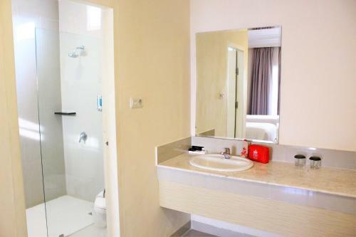 Hotel Zen Rooms G Bawakaraeng 121