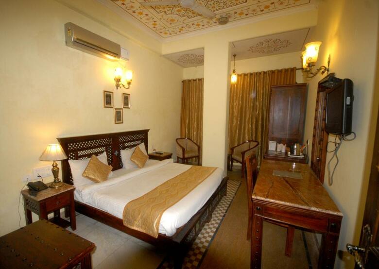 Hotel Rajputana Haveli