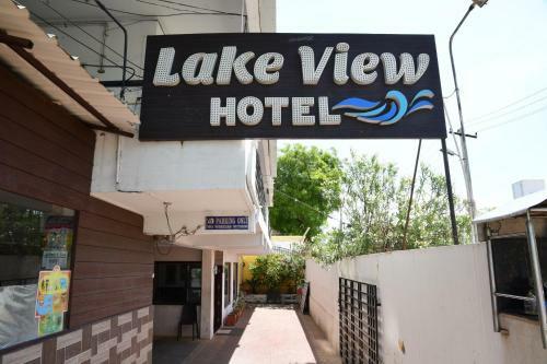 Lake View Hotel
