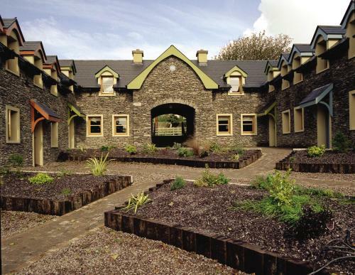 Dingle Courtyard Holiday Homes