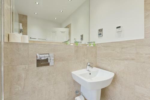 4 Bed House In Ballsbridge