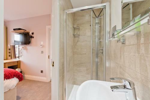 4 Bed House In Ballsbridge