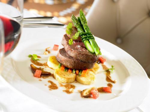Castlecourt Hotel, Spa & Leisure