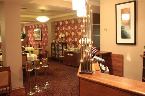 Vaughan Lodge Hotel