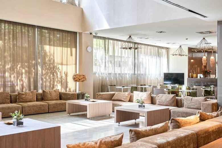 Hotel Pcm Forum Alcal�