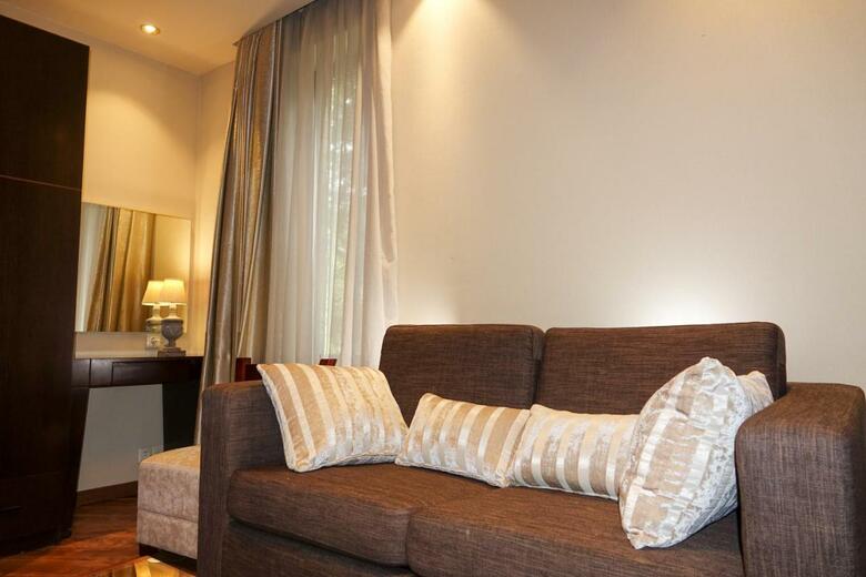 Luxury Dreamland Oasis Apartments