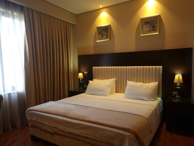Luxury Dreamland Oasis Apartments