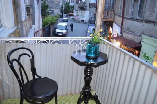 Apartment On Vertskhli 50