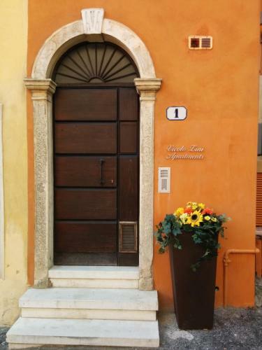 Vicolo Zini Apartments