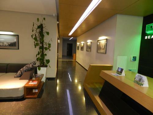 Aparthotel In Orbi Sea Towers