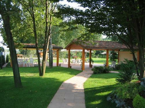 Hotel Quo Vadis