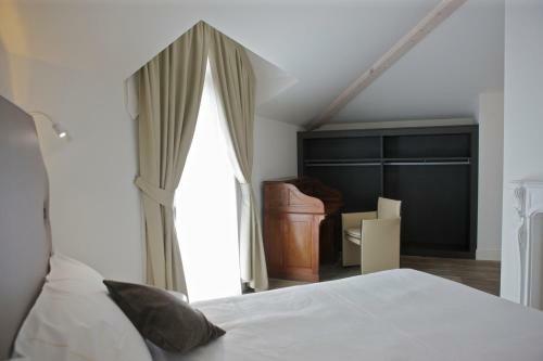 Hostal Al Campanile-aparthotel & Suite