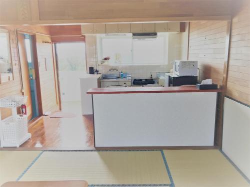 Hostal Pension Crystal Inn Onna
