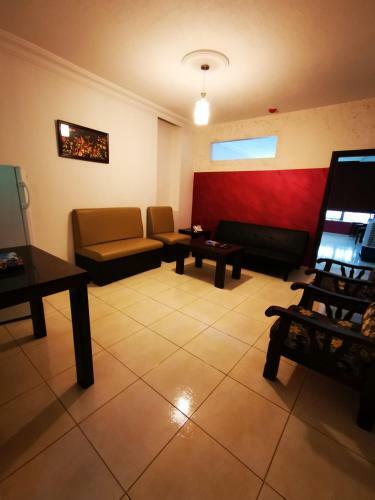 Al Fakher Hotel Apartments & Suites