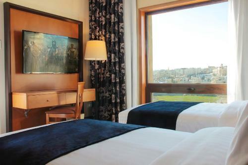 Thousand Nights Hotel