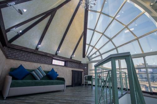 Grand Sapphire Hotel