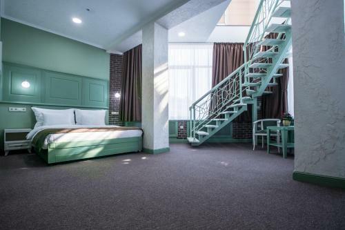Grand Sapphire Hotel