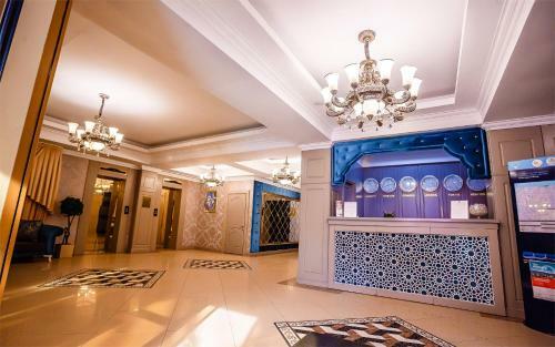 Grand Sapphire Hotel