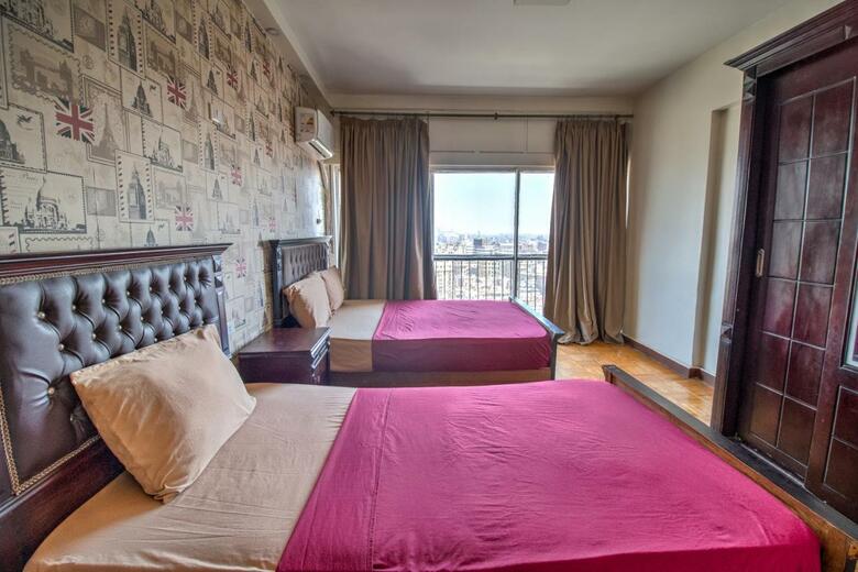Hostal Isis Hotel