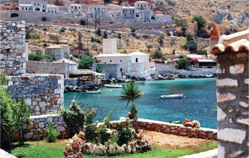 Two-bedroom Holiday Home In Areopoli